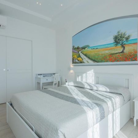 Mare Di Stelle Bed & Breakfast ซีโรโล ภายนอก รูปภาพ