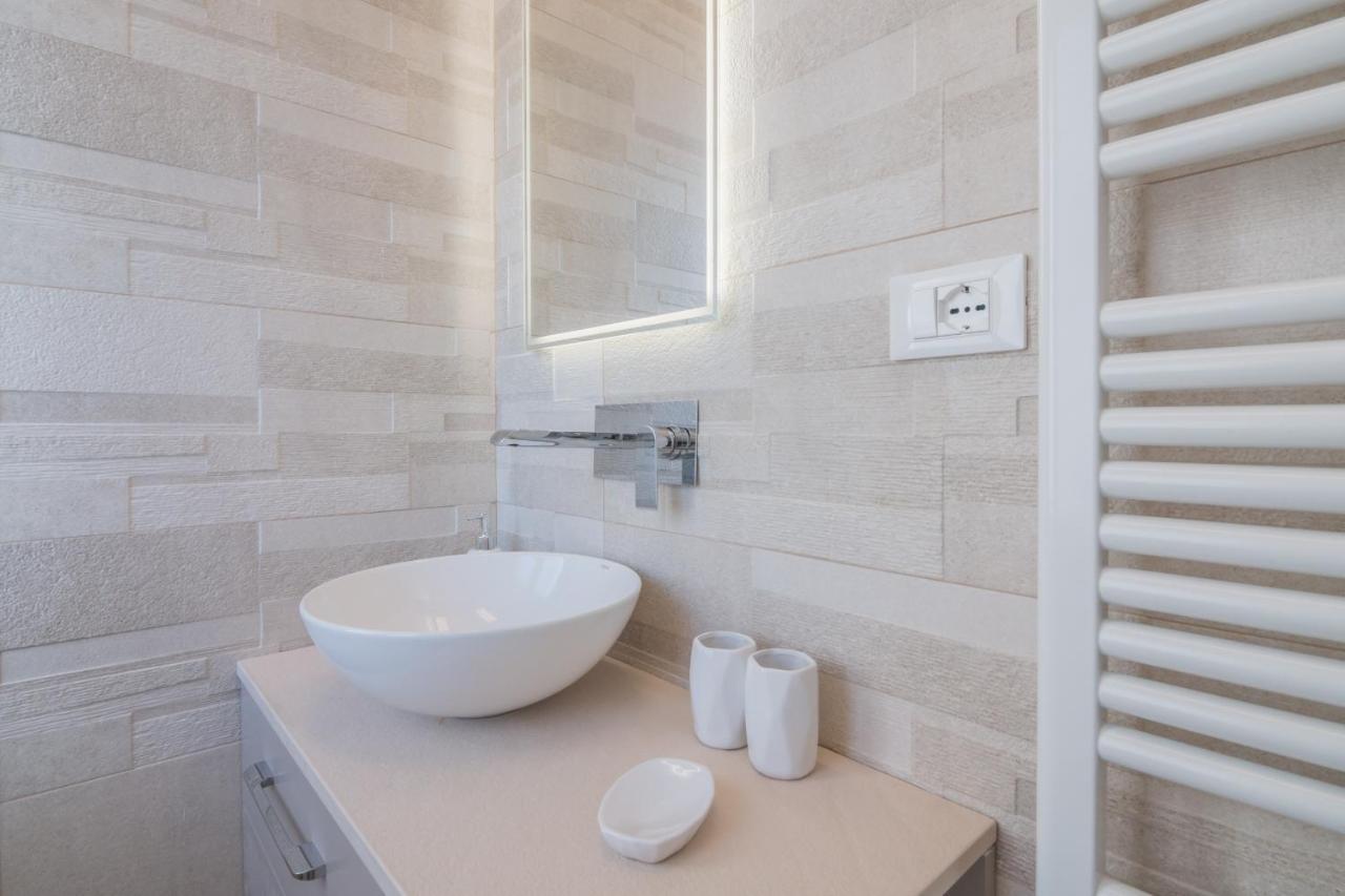 Mare Di Stelle Bed & Breakfast ซีโรโล ภายนอก รูปภาพ