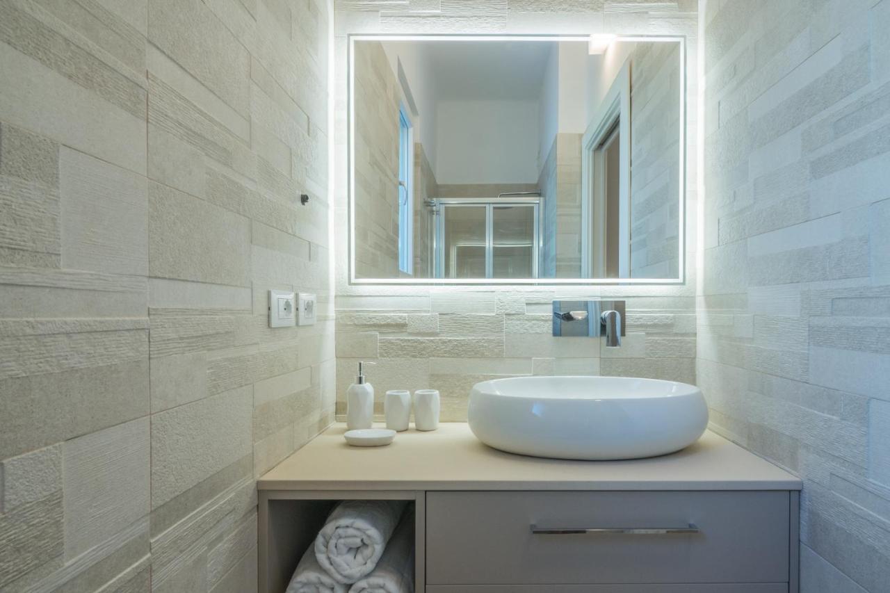 Mare Di Stelle Bed & Breakfast ซีโรโล ภายนอก รูปภาพ